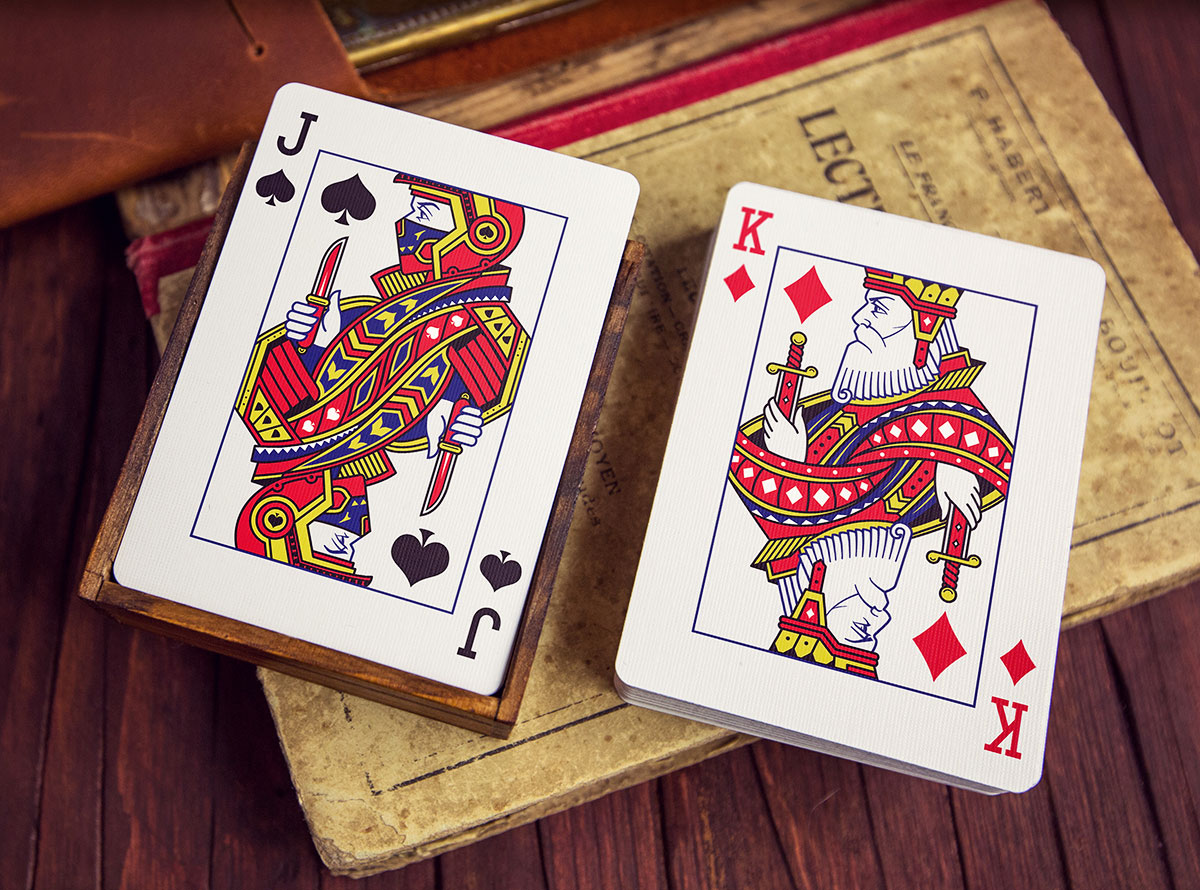 deck of cards comparing game online