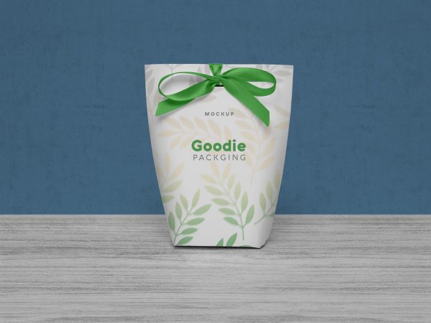 Download Free Candy / Goodie Bag Packaging Mockup PSD | Designbolts