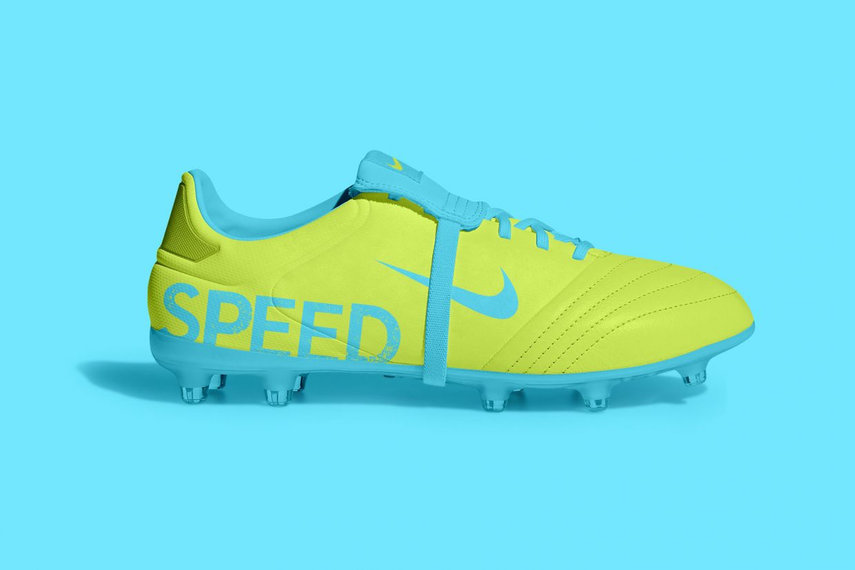 Download Free Soccer Cleat Shoes Mockup PSD | Designbolts