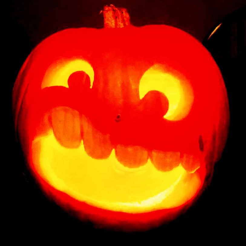 25+ Simple Yet Easy Pumpkin Carving Ideas 2020 for Kids - Designbolts