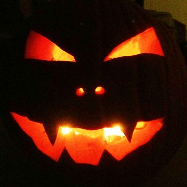 25+ Simple Yet Easy Pumpkin Carving Ideas 2020 for Kids | Designbolts