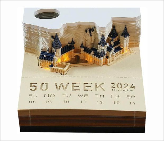 25+ Creative Desk Calendars 2024 To Buy From Amazon - Designbolts